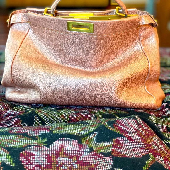 FENDI PEEKABOO XL   🥀 RoSeGOLD 🥀 - Picture 16 of 16